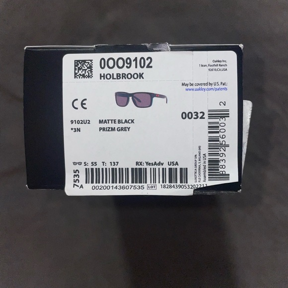 Oakley Holbrook 9102 Sunglasses. Matte Black Frames with Prizm Grey lenses - Picture 4 of 4